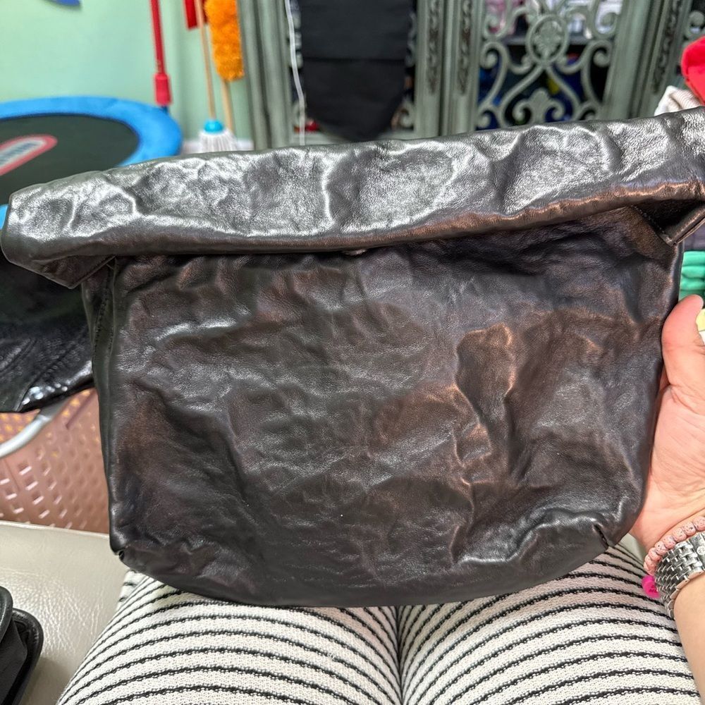 Michael Kors Collection Maggie Crackled Leather Lunch Bag Clutch - Black NWOT - Picture 2 of 6